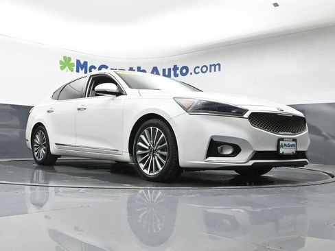 Used 2019 Kia Cadenza Premium image 21