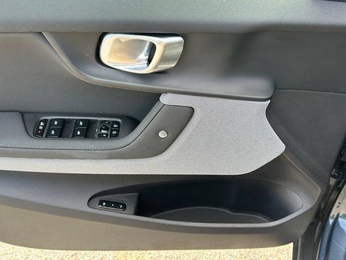 Used 2024 Polestar Polestar 2 RWD image 13