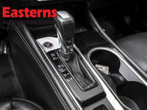 Used 2023 Nissan Altima 2.5 SL FWD image 13