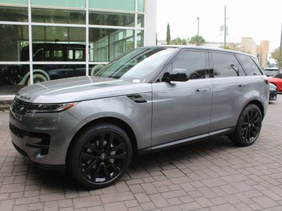 New 2025 Land Rover Range Rover Sport SE