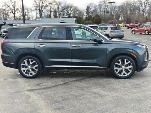 Used 2022 Hyundai Palisade SEL w/ Premium Package image 4