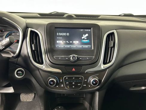 Used 2018 Chevrolet Equinox LT image 22