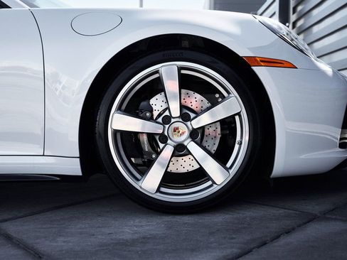 Used 2024 Porsche 911 Carrera 4S image 20