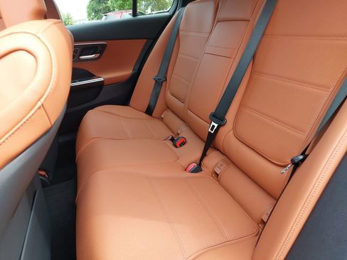 Used 2024 Mercedes-Benz C 300 Sedan image 16