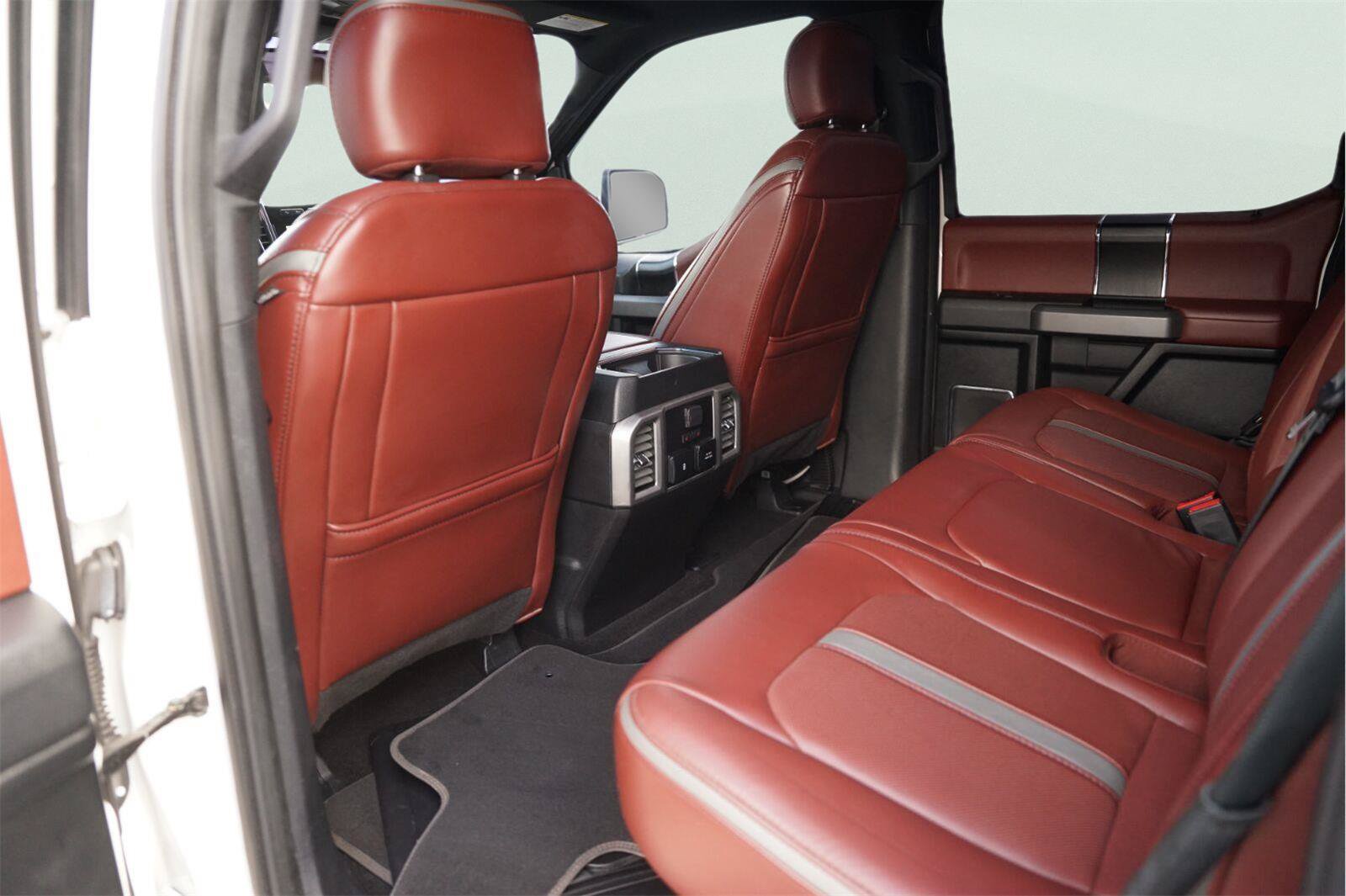 Used 2019 Ford F150 Platinum w/ Equipment Group 701A Luxury AWD/4WD image 12