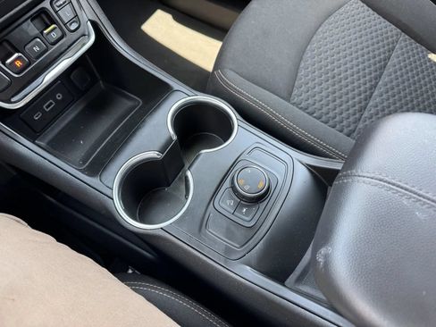 Used 2020 GMC Terrain SLE AWD/4WD image 20