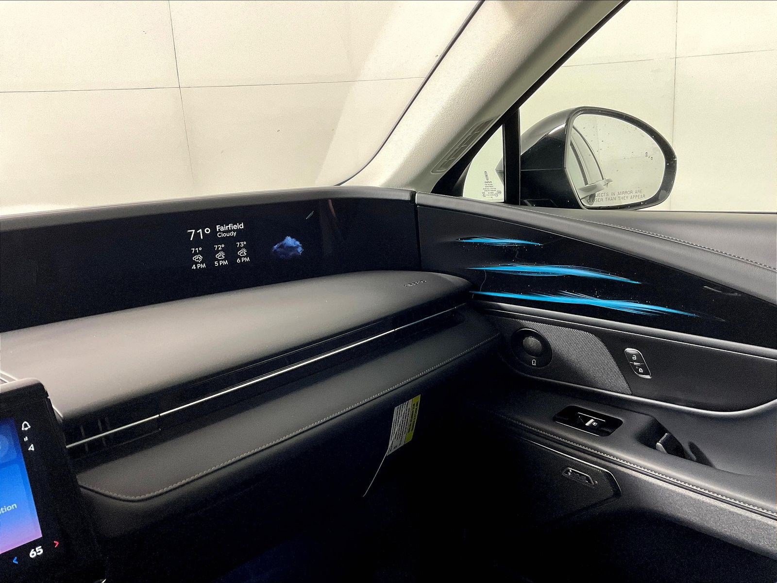 Used 2026 Lincoln Nautilus Reserve AWD/4WD image 37