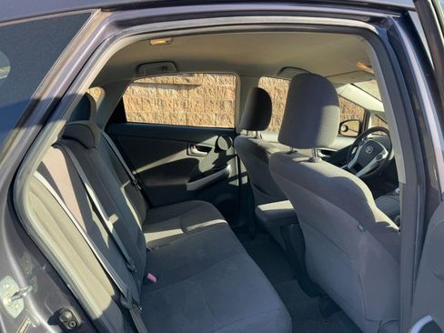 Used 2011 Toyota Prius Three image 10