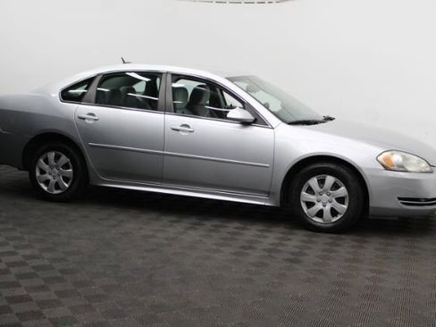 Used 2010 Chevrolet Impala LS image 3