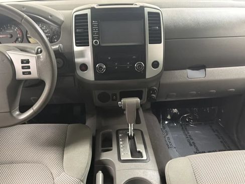 Used 2019 Nissan Frontier SV RWD image 15