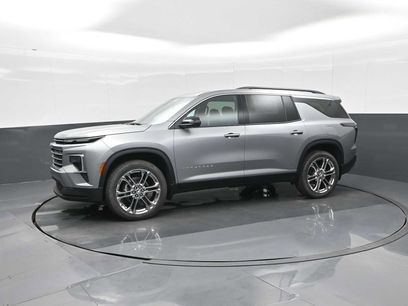 New 2025 Chevrolet Traverse LT w/ Driver Confidence Package