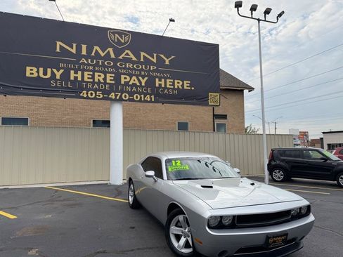 Used 2012 Dodge Challenger SXT RWD image 26