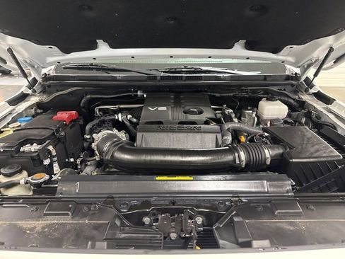 Used 2023 Nissan Frontier SV w/ SV Convenience Package image 32