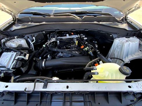 New 2025 Ford Explorer Active image 16