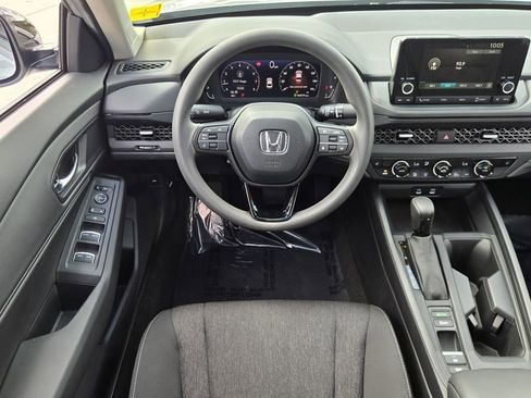 Certified 2025 Honda Accord SE image 10