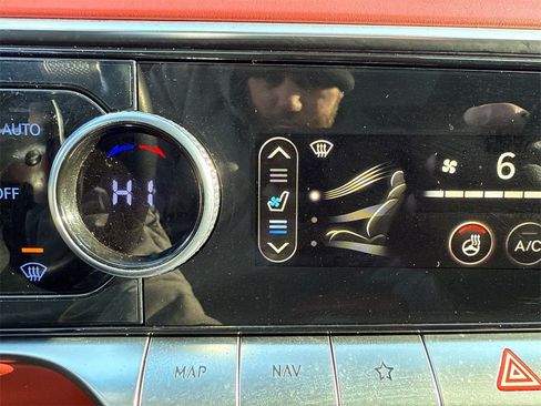 Used 2022 Genesis GV70 3.5T Sport w/ Sport Prestige Package image 30