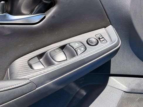 Used 2023 Nissan Sentra SV FWD image 16