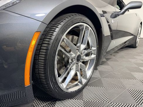 Used 2014 Chevrolet Corvette Z51 w/ 3LT Preferred Equipment Group image 10