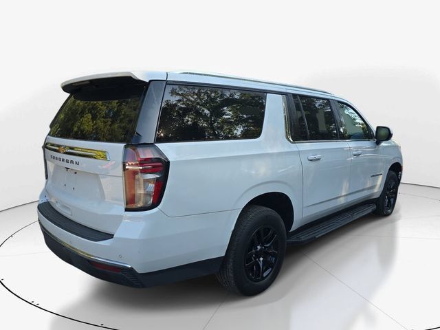 Used 2021 Chevrolet Suburban LS RWD image 6