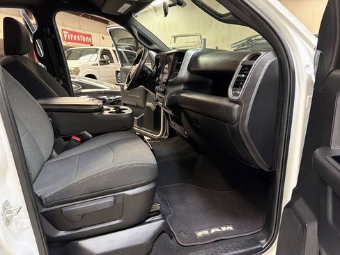 Used 2024 RAM 3500 Tradesman w/ Chrome Appearance Group AWD/4WD image 36