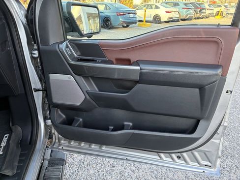 Used 2022 Ford F150 Lariat w/ Equipment Group 502A High image 29