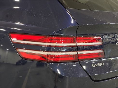 Used 2024 Genesis GV80 3.5T w/ Prestige Package image 31