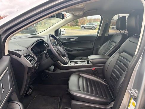 Certified 2024 Ford Edge SEL image 9