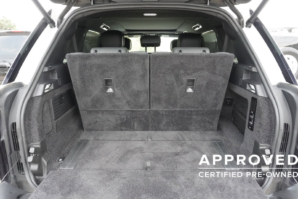 Used 2025 Land Rover Range Rover Long Wheelbase SE AWD/4WD image 31