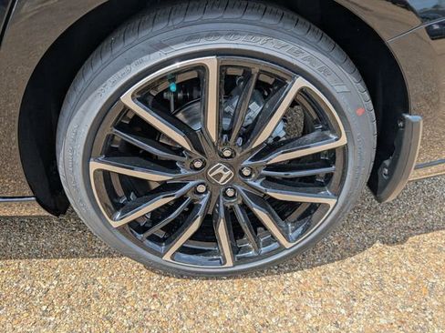 New 2026 Honda Accord Touring image 31