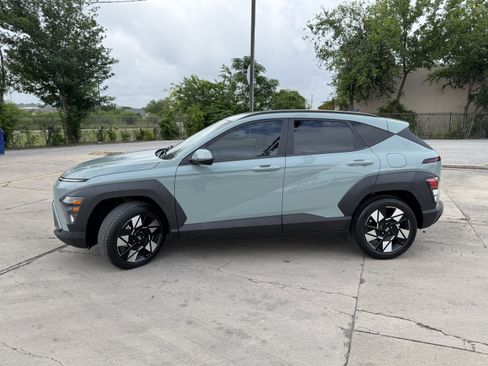 Used 2024 Hyundai Kona SEL w/ Convenience Package FWD image 18