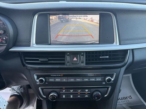 Used 2019 Kia Optima LX w/ LX 17" Wheel Package FWD image 29