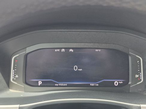 Used 2020 Volkswagen Atlas Cross Sport SEL image 25