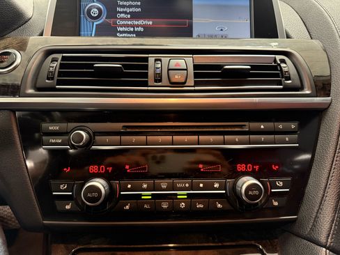 Used 2012 BMW 650i xDrive Convertible image 19