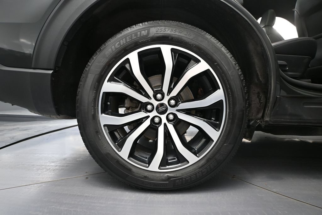 Used 2023 Ford Explorer ST-Line AWD/4WD image 11