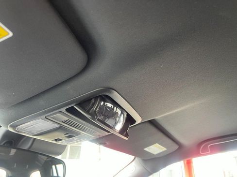 Used 2022 Honda Pilot Sport image 35