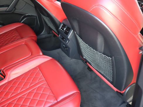 Used 2024 Audi SQ5 Premium Plus w/ S Sport Package AWD/4WD image 24