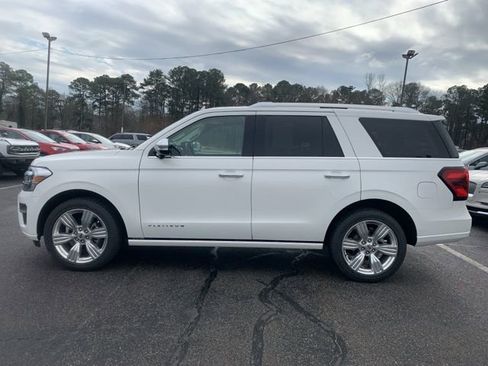 Used 2022 Ford Expedition Platinum image 6