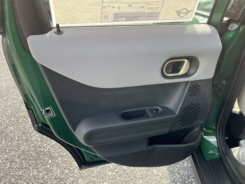 Used 2025 MINI Cooper S image 16