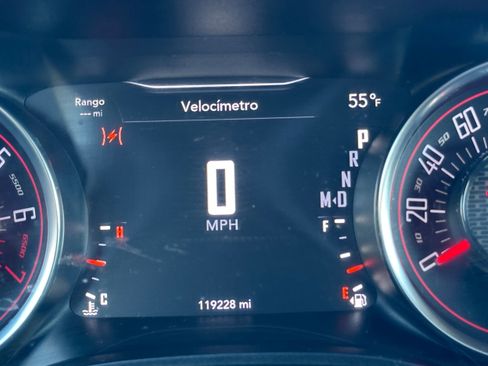 Used 2018 Dodge Challenger SXT image 13