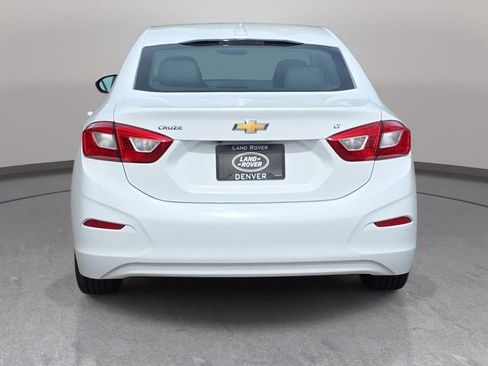 Used 2017 Chevrolet Cruze LT FWD image 7