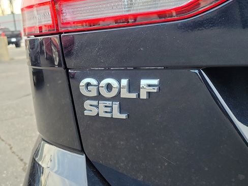 Used 2018 Volkswagen Golf SEL FWD image 6