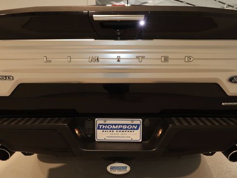 Used 2019 Ford F150 Limited w/ Trailer Tow Package RWD image 21