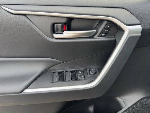 Used 2024 Toyota RAV4 XLE Premium image 12