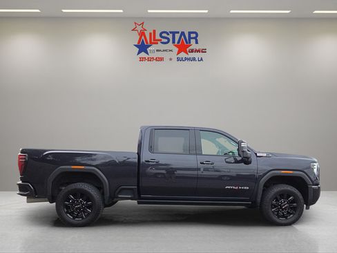 Used 2024 GMC Sierra 2500 AT4 w/ AT4 Premium Plus Package AWD/4WD image 8