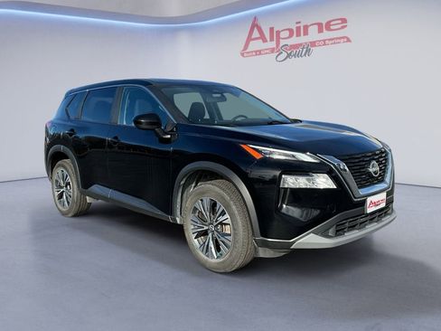 Used 2023 Nissan Rogue SV image 7