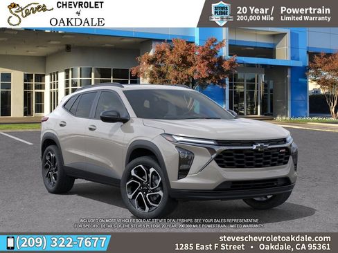 New 2026 Chevrolet Trax RS w/ Sunroof Package FWD image 7