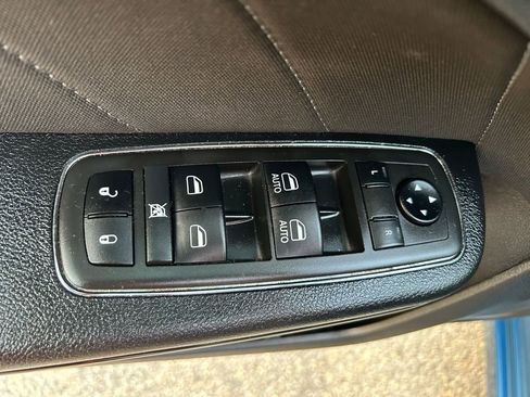 Used 2021 Dodge Charger SXT w/ Blacktop Package image 17