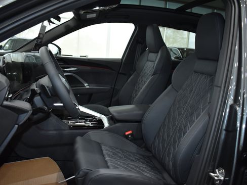 New 2025 Audi SQ5 Premium Plus AWD/4WD image 25