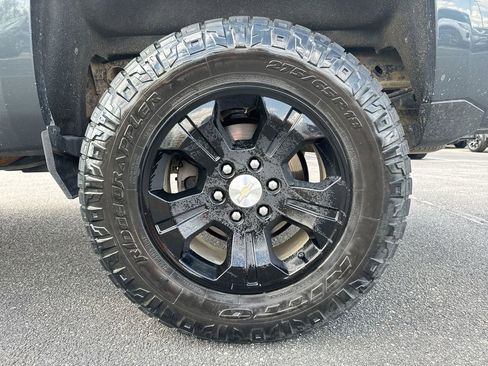 Used 2018 Chevrolet Silverado 1500 LT w/ All Star Edition image 26