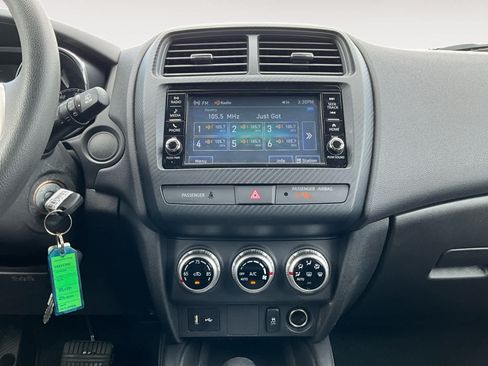 Used 2025 Mitsubishi Outlander Sport ES AWD/4WD image 13